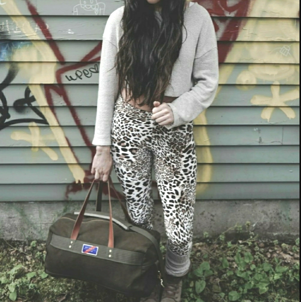 Connection 18 Cheetah Animal Print Leggings M